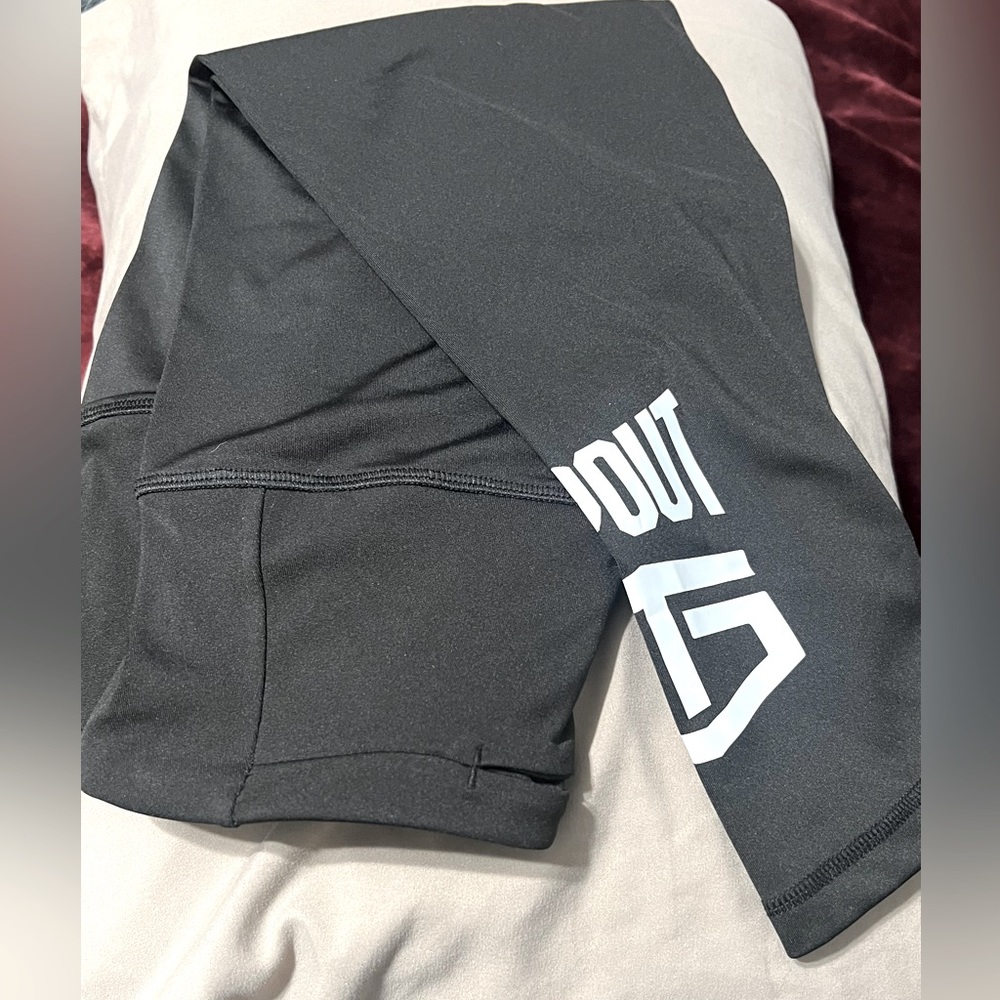 Tapout cropped leggings size M